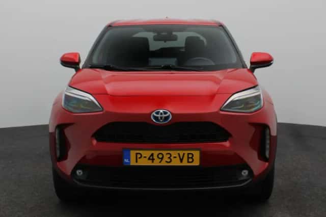 Toyota Yaris Cross (2022) thumbnail 3