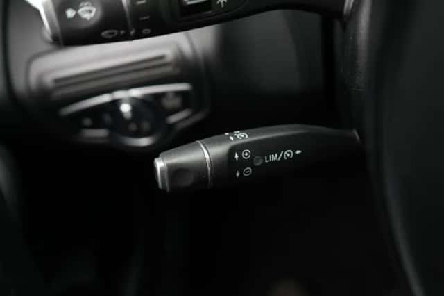Mercedes-Benz GLC-Klasse (2018) thumbnail 25