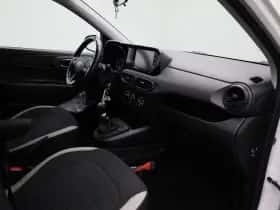 Hyundai i10 (2022) thumbnail 25