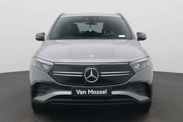 Mercedes-Benz EQA (2023) thumbnail 3