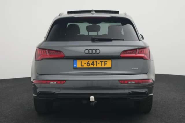 Audi Q5 (2018) thumbnail 5