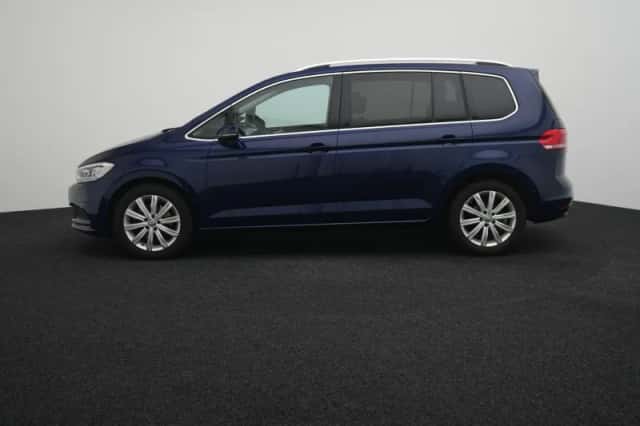 Volkswagen Touran (2018) thumbnail 4