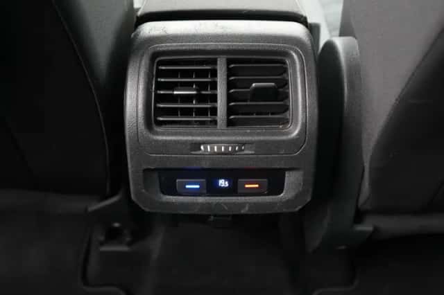 Volkswagen Touran (2018) thumbnail 35