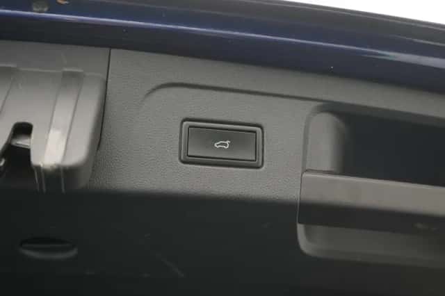 Volkswagen Touran (2018) thumbnail 37