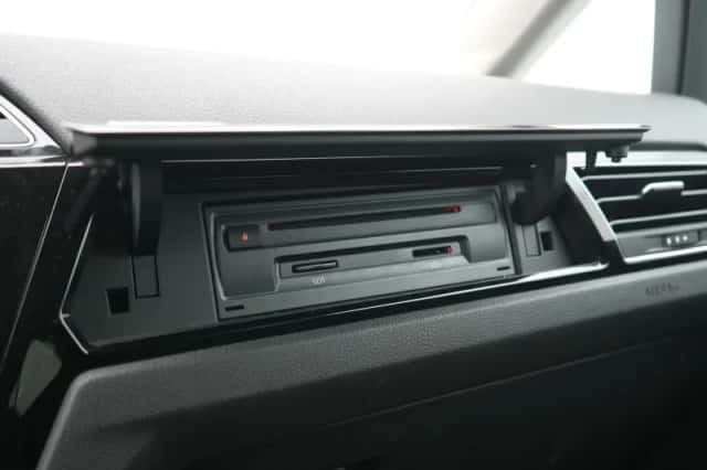 Volkswagen Touran (2018) thumbnail 39