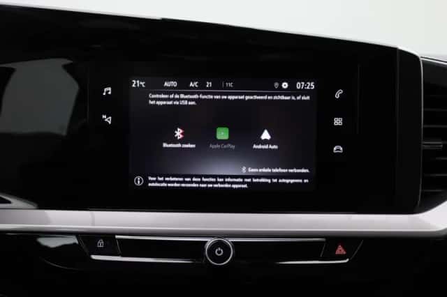 Opel Mokka-e (2023) thumbnail 21
