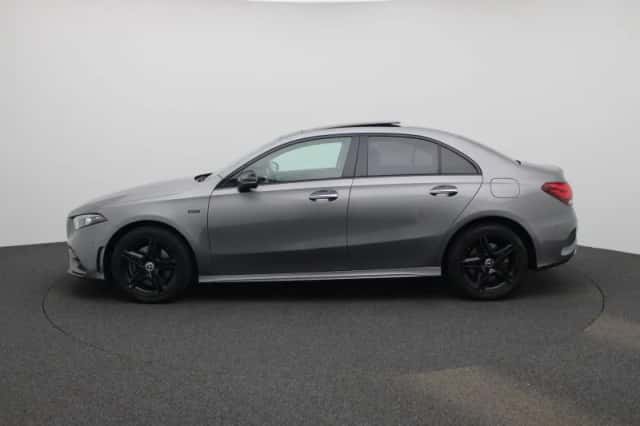 Mercedes-Benz A-Klasse (2021) thumbnail 4