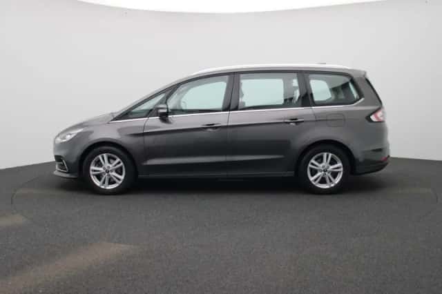 Ford Galaxy (2022) thumbnail 4
