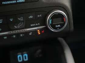 Ford Kuga (2021) thumbnail 22