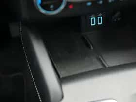 Ford Kuga (2021) thumbnail 24