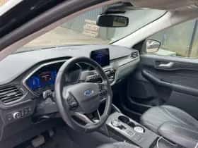 Ford Kuga (2021) thumbnail 7