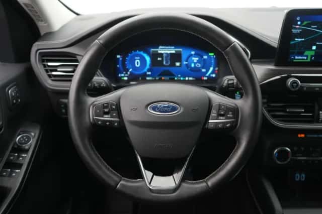 Ford Kuga (2021) thumbnail 8