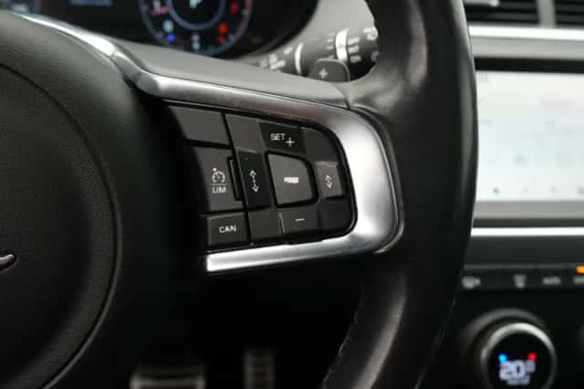 Jaguar E-Pace (2018) thumbnail 19