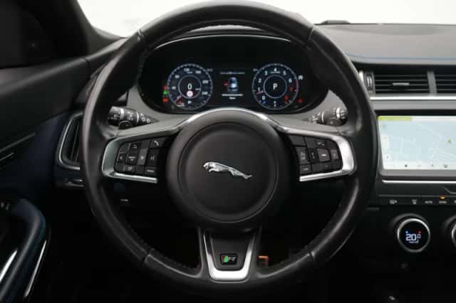 Jaguar E-Pace (2018) thumbnail 8