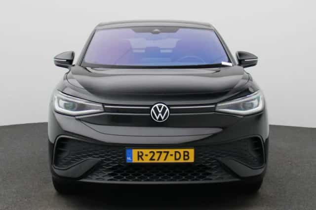 Volkswagen ID.5 (2022) thumbnail 3