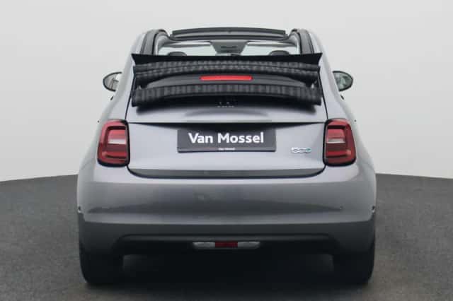Fiat 500C (2023) thumbnail 5