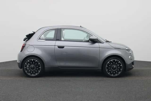 Fiat 500C (2023) thumbnail 6
