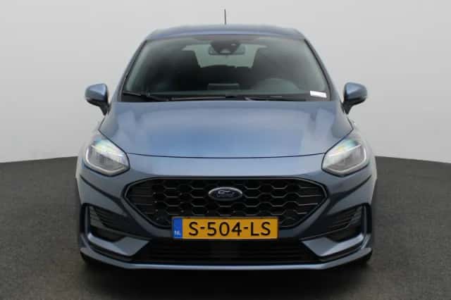 Ford Fiesta (2023) thumbnail 3