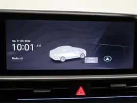 Hyundai Ioniq 6 (2024) thumbnail 16