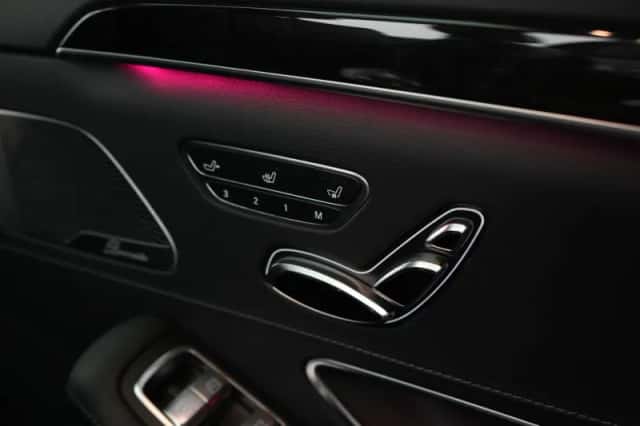 Mercedes-Benz S-Klasse (2017) thumbnail 35