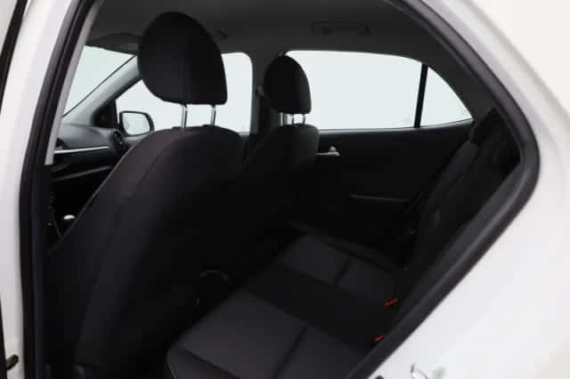 Kia Picanto (2021) thumbnail 10