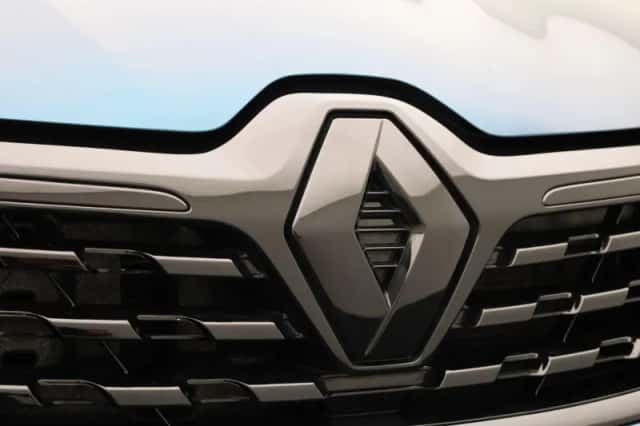 Renault Arkana (2023) thumbnail 36