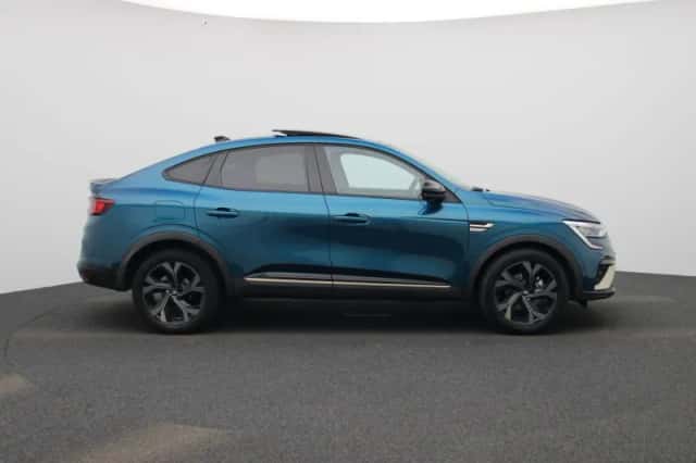 Renault Arkana (2023) thumbnail 6