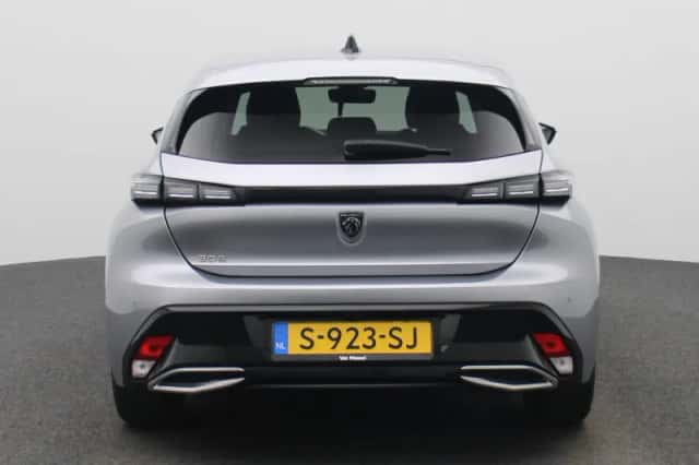 Peugeot 308 (2023) thumbnail 5