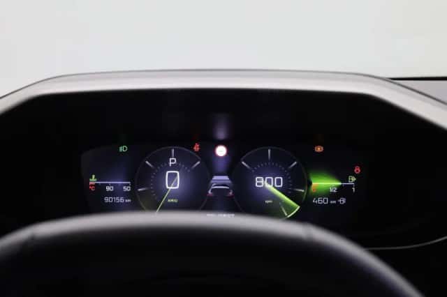 Peugeot 308 (2023) thumbnail 8