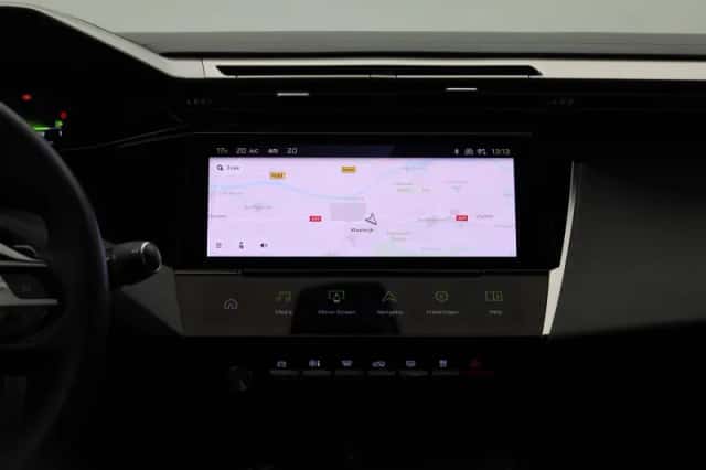 Peugeot 308 (2023) thumbnail 9