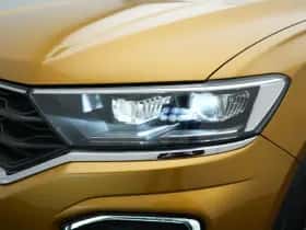 Volkswagen T-Roc (2019) thumbnail 33