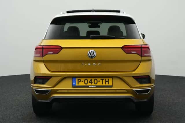 Volkswagen T-Roc (2019) thumbnail 5