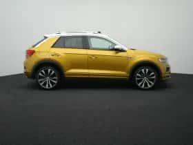 Volkswagen T-Roc (2019) thumbnail 6