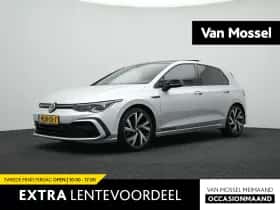 Volkswagen Golf (2024) thumbnail 1