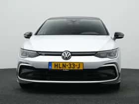 Volkswagen Golf (2024) thumbnail 3