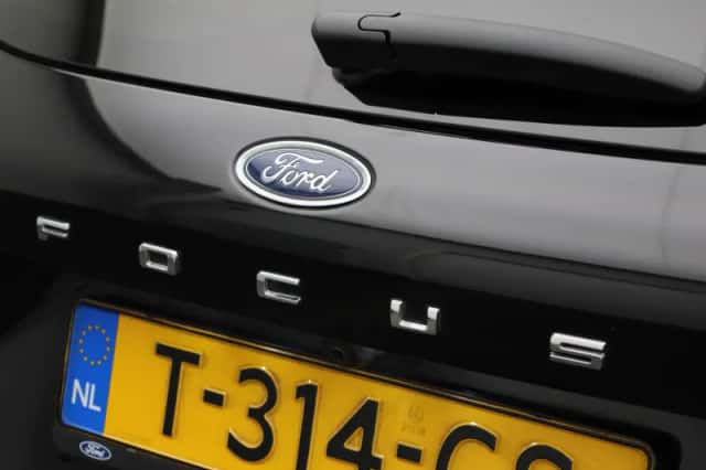 Ford Focus (2023) thumbnail 34