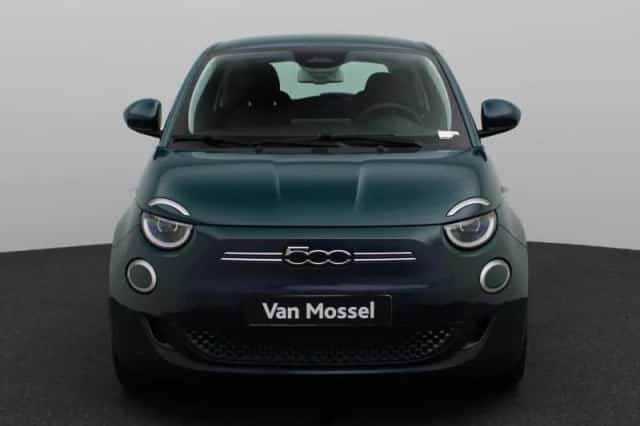Fiat 500 (2021) thumbnail 3
