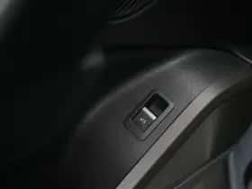 Audi Q5 (2017) thumbnail 45