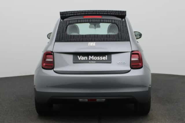 Fiat 500C (2023) thumbnail 5