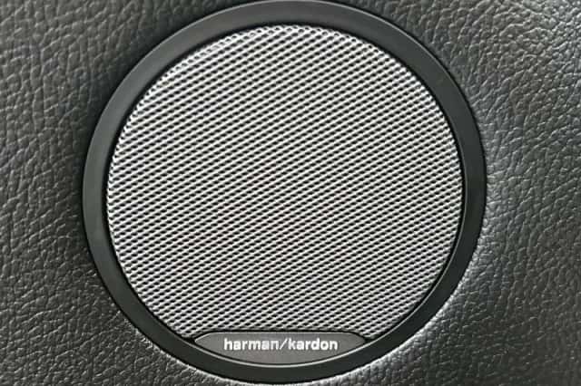 BMW X4 (2018) thumbnail 24