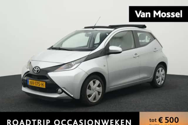 Toyota Aygo (2017) thumbnail 1