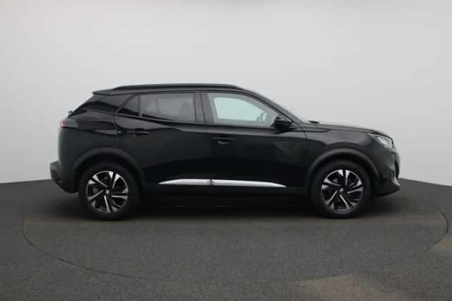 Peugeot 2008 (2023) thumbnail 6