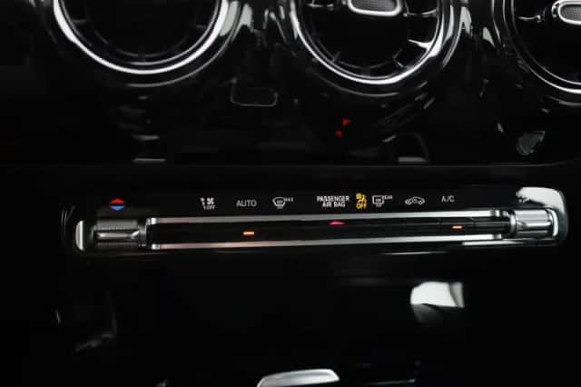 Mercedes-Benz A-Klasse (2021) thumbnail 17