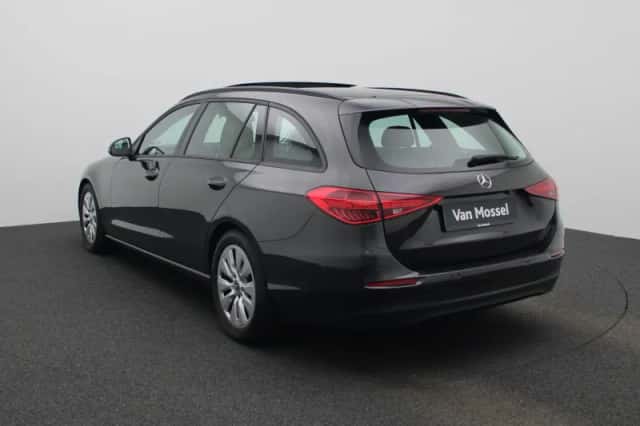 Mercedes-Benz C-Klasse (2022) thumbnail 2
