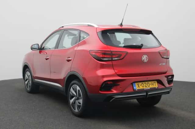 MG ZS EV (2023) thumbnail 2