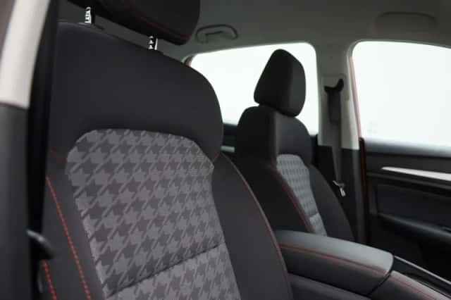 MG ZS EV (2023) thumbnail 34