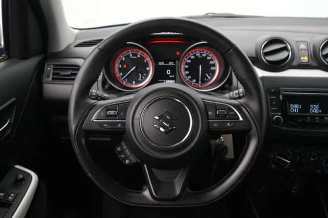 Suzuki Swift (2024) thumbnail 8