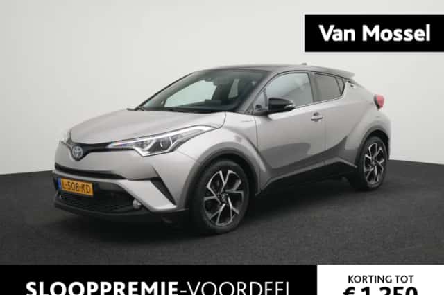 Toyota C-HR (2017) thumbnail 1