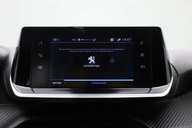 Peugeot 208 (2022) thumbnail 25