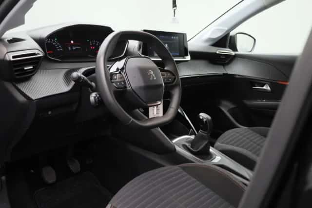 Peugeot 208 (2022) thumbnail 31